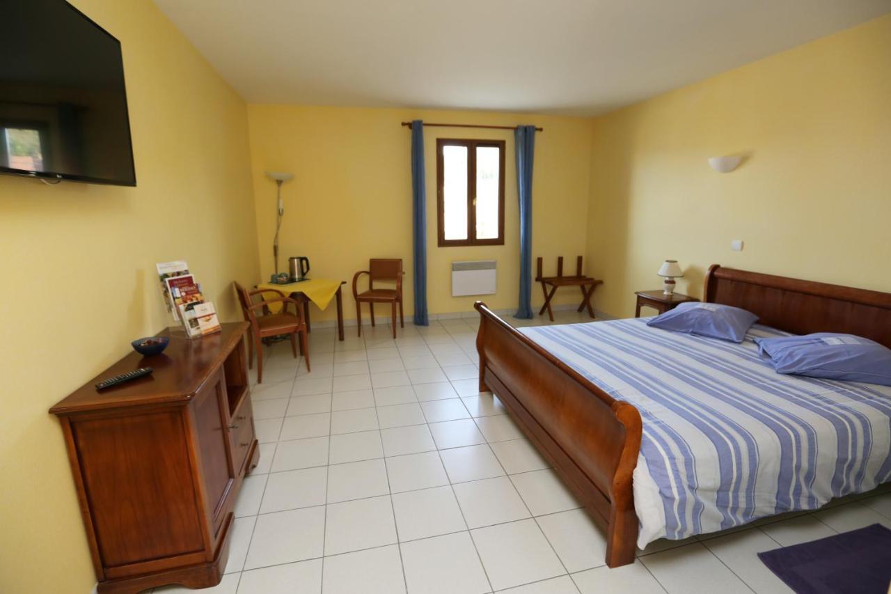 Hotel Le Relais Du Chateau Grignols  Екстер'єр фото