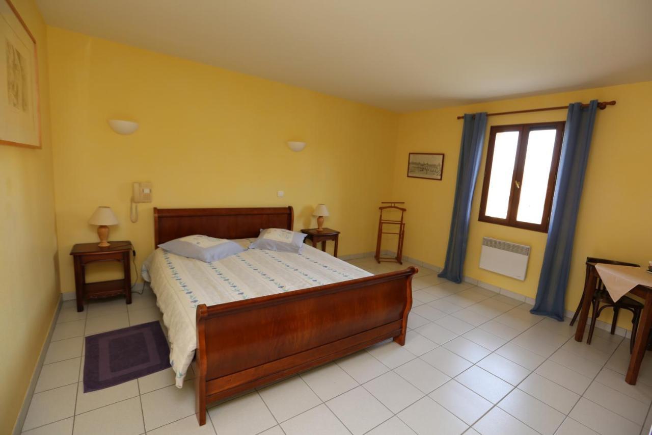 Hotel Le Relais Du Chateau Grignols  Екстер'єр фото